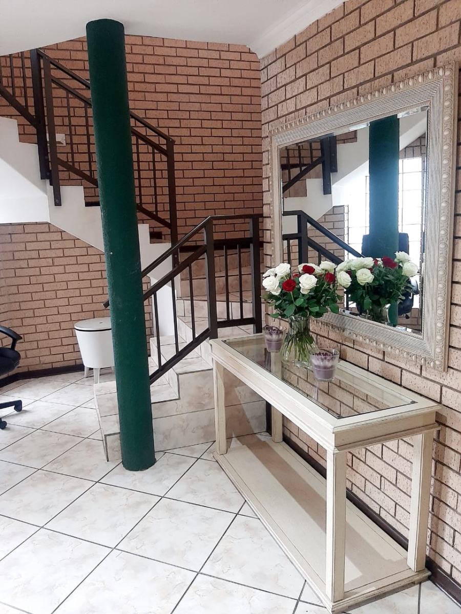 4 Bedroom Property for Sale in Beacon Bay Eastern Cape